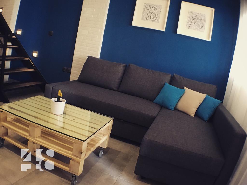 48 Downtown Lofts Lägenhet Néa Péramos Exteriör bild
