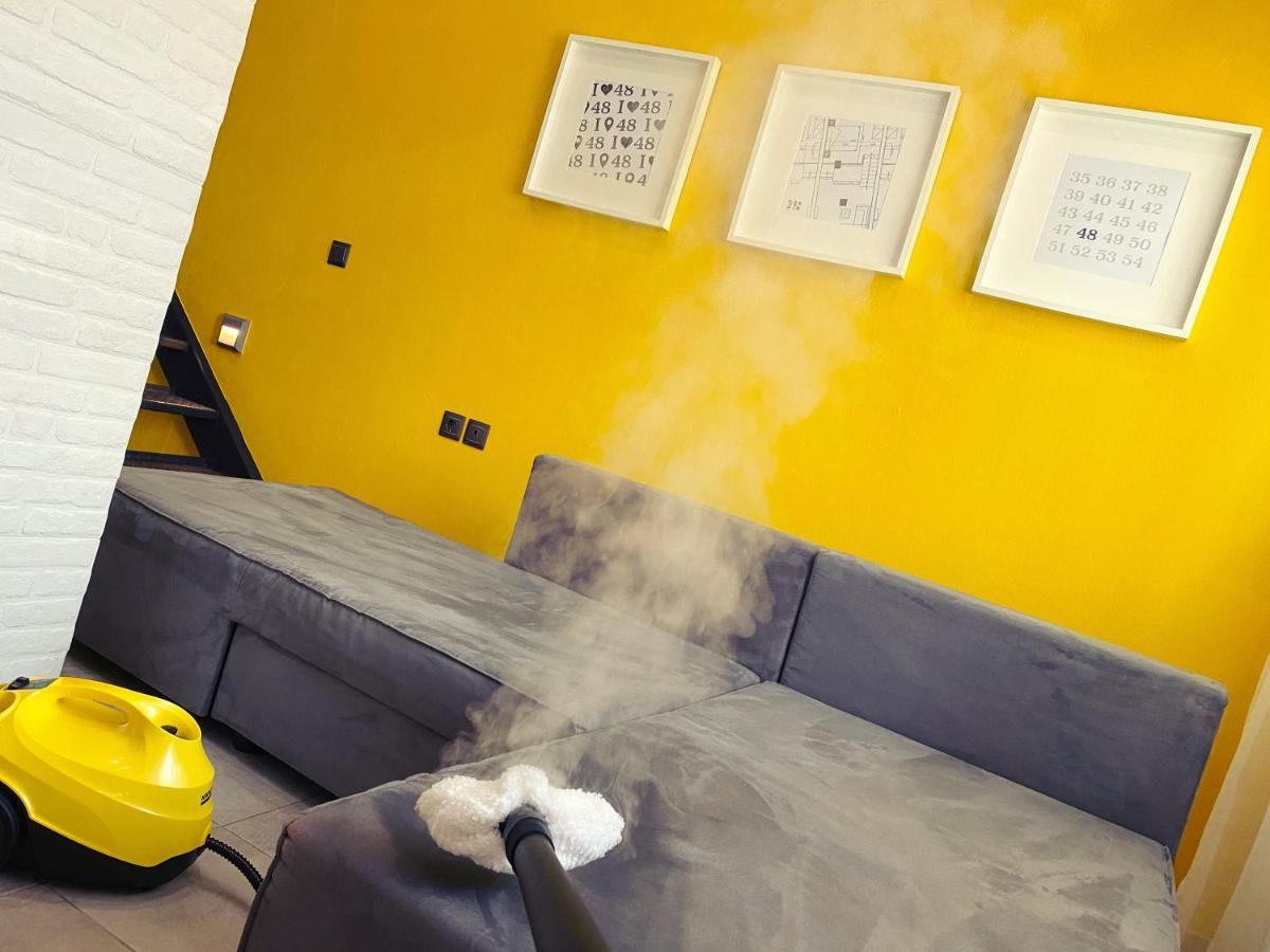 48 Downtown Lofts Lägenhet Néa Péramos Exteriör bild